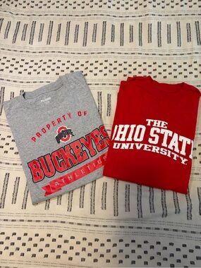 Bundle of 2 The Ohio State University Buckeyes T-Shirts Medium